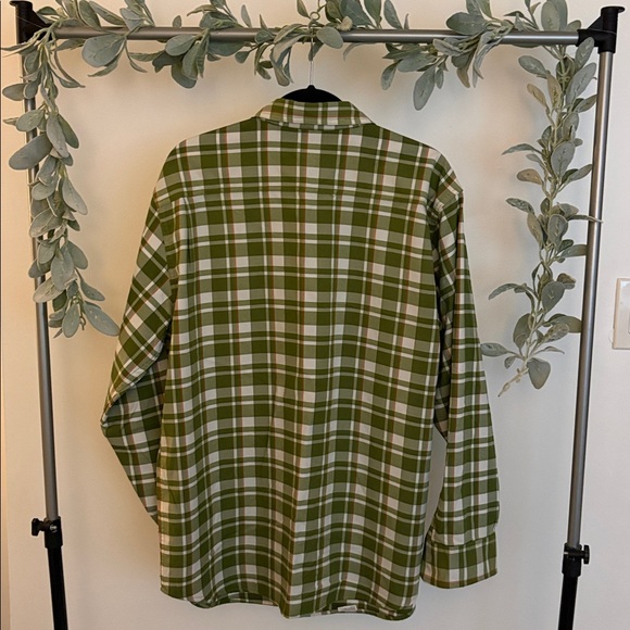 Cabelas Flannel - Picture 3 of 3